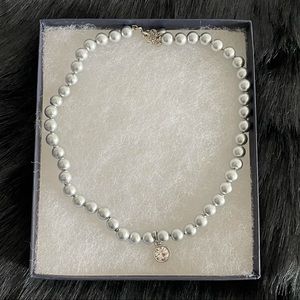 Pearl Necklace - Greyish